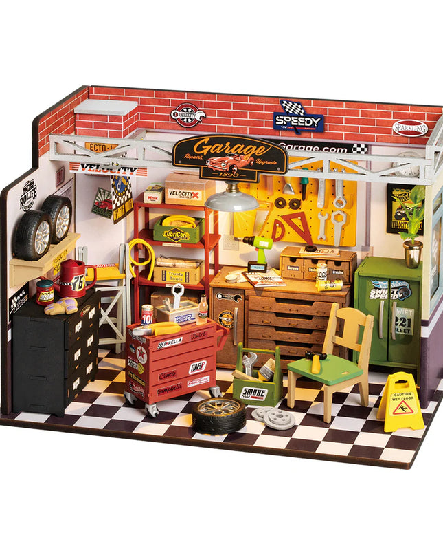 DIY Garage Workshop Miniature House