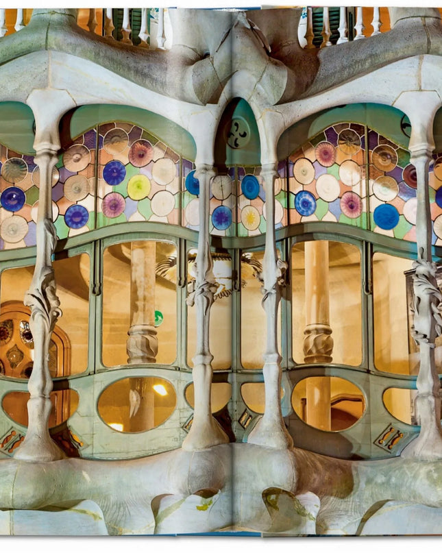 Gaudí. The Complete Works 40th Edition